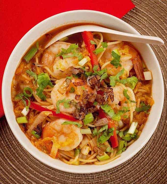 shrimp ramen noodle soup